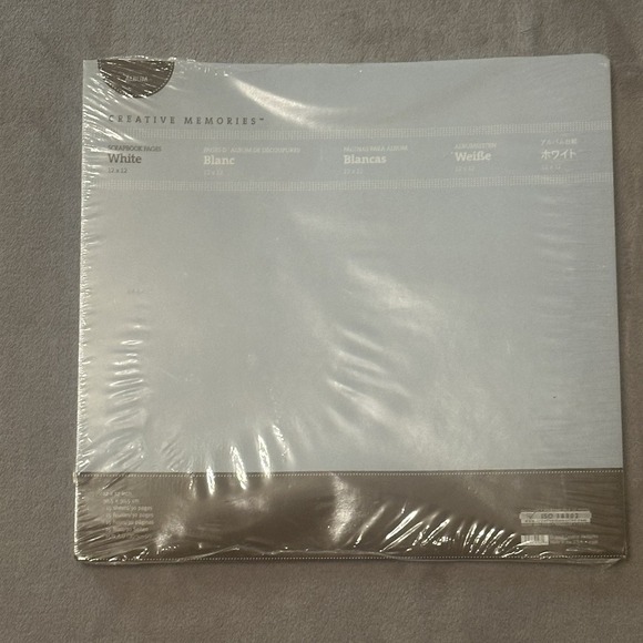 Creative Memories Scrapbook 15 sheet white blank pages 12 x 12 new in package - Picture 1 of 3
